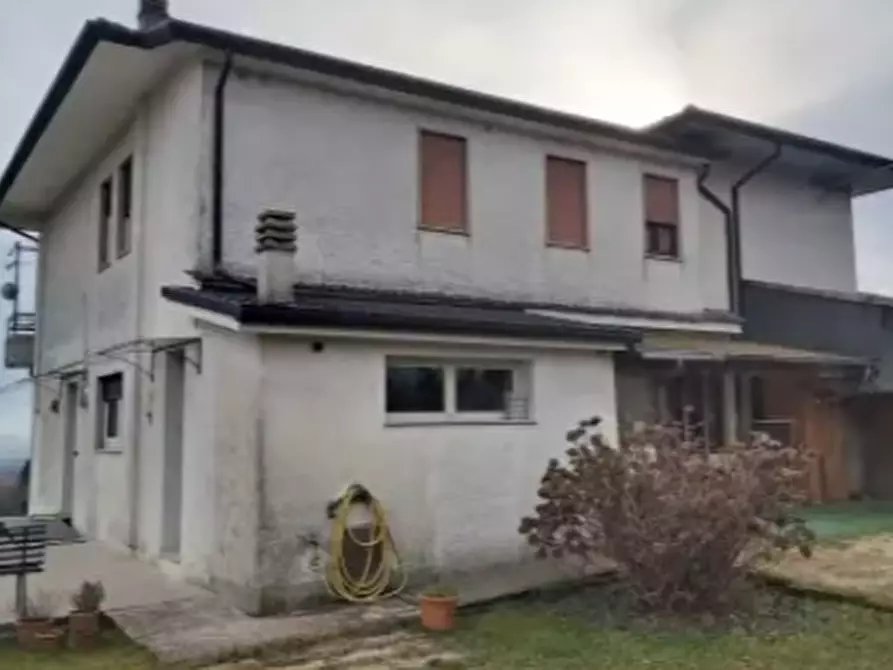 Immagine 8 di Casa bifamiliare in vendita  in Via Torricelle a Fara Vicentino