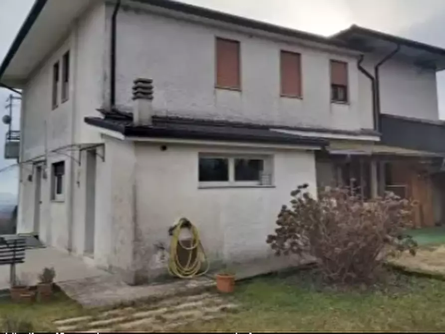 Immagine 14 di Casa bifamiliare in vendita  in Via Torricelle a Fara Vicentino