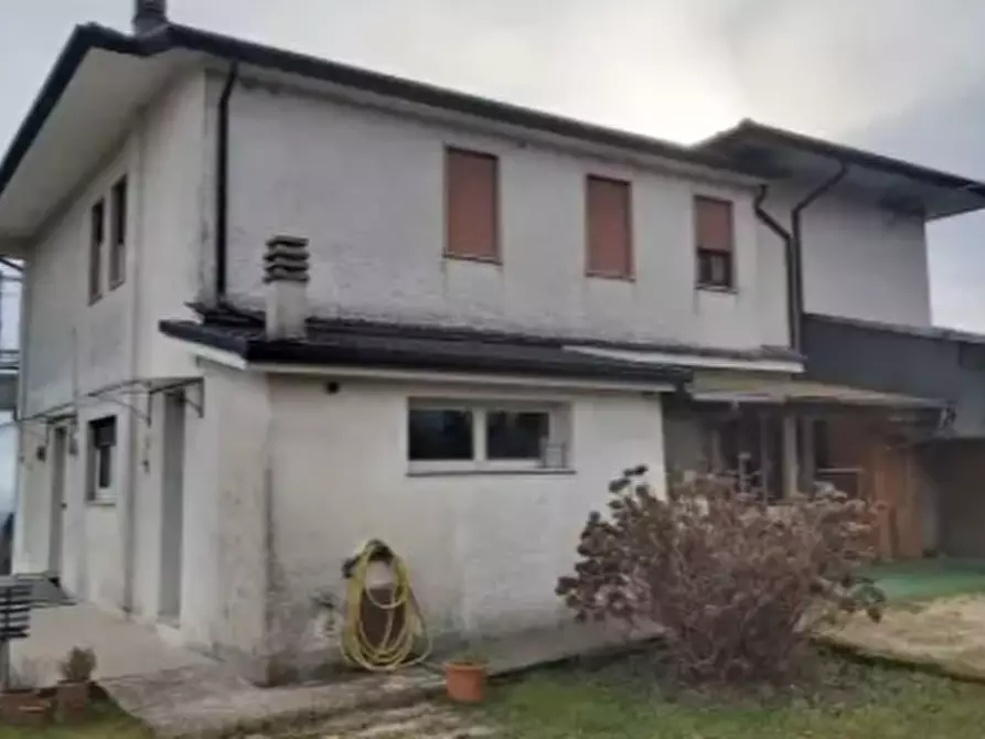 Immagine 16 di Casa bifamiliare in vendita  in Via Torricelle a Fara Vicentino