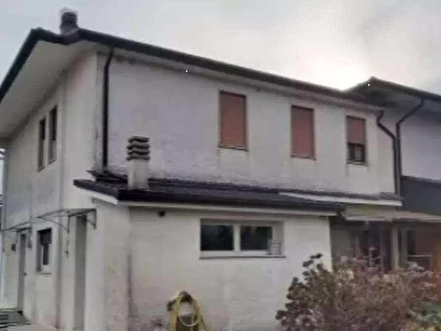Immagine 18 di Casa bifamiliare in vendita  in Via Torricelle a Fara Vicentino