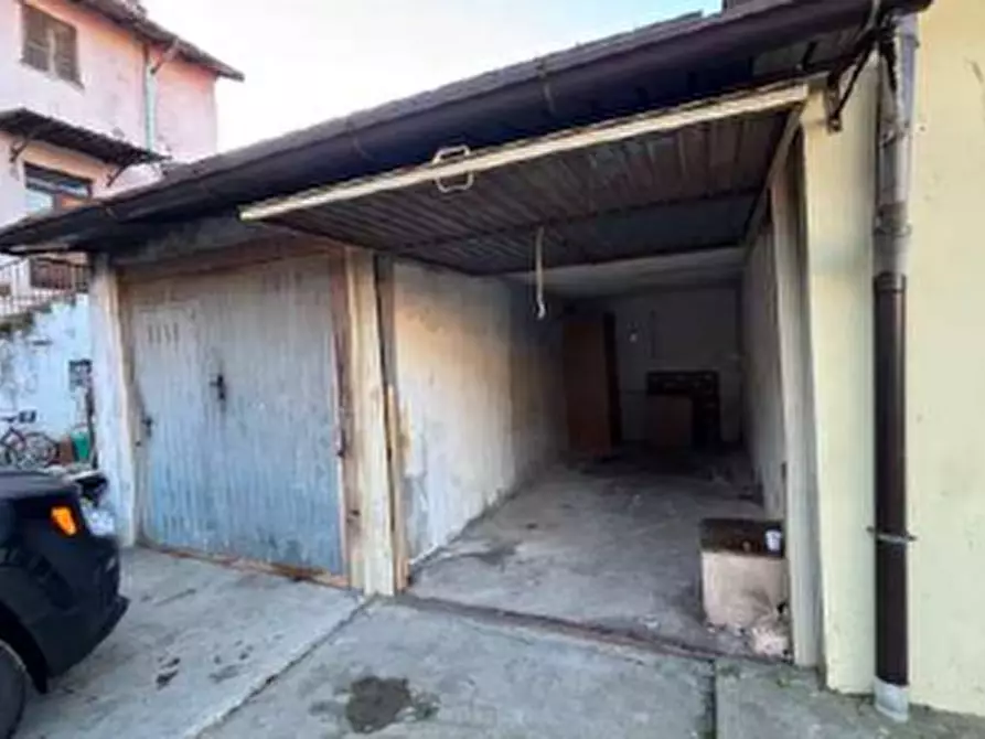 Immagine 4 di Appartamento in vendita  in Via Garibaldi a Venegono Superiore