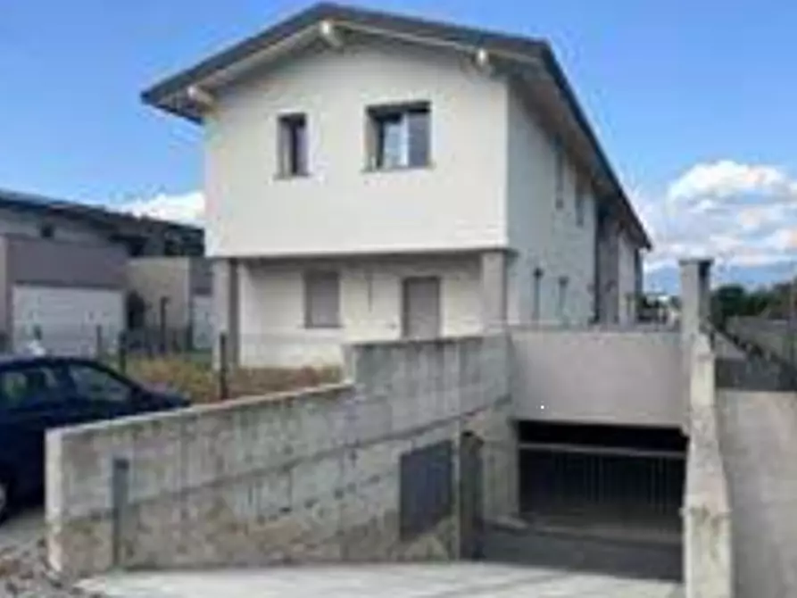 Immagine 8 di Appartamento in vendita  in Via Cappelletta a Sulbiate