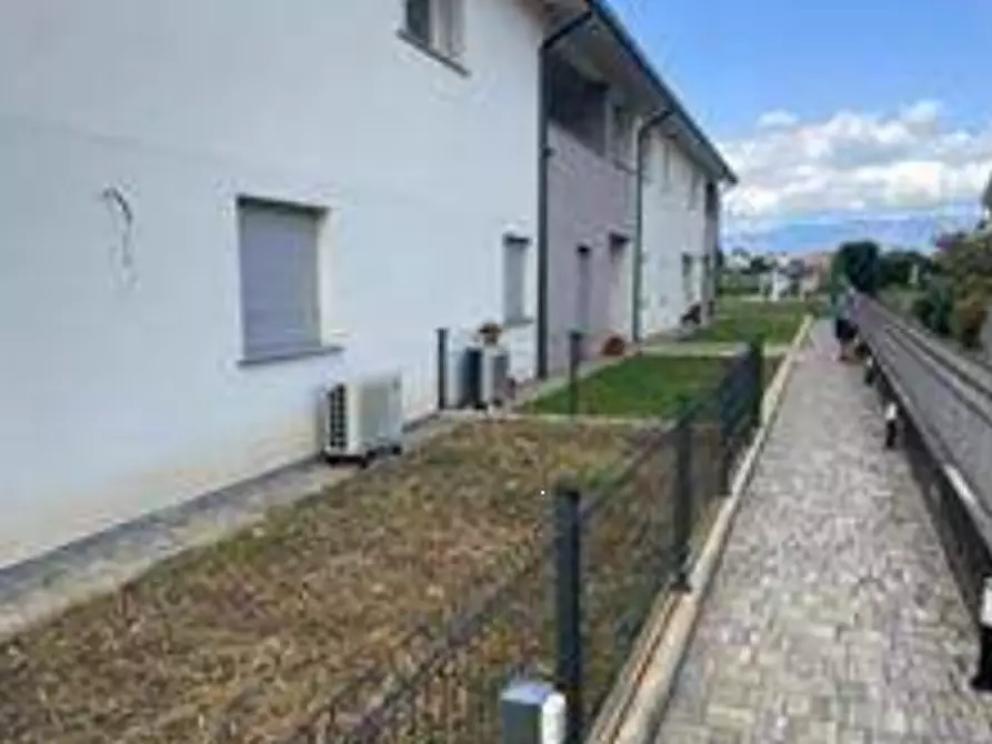 Immagine 11 di Appartamento in vendita  in Via Cappelletta a Sulbiate