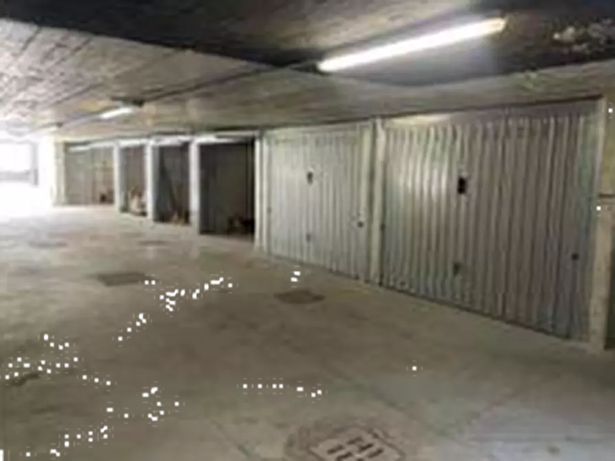 Immagine 1 di Garage in vendita  in Via Cappelletta a Sulbiate