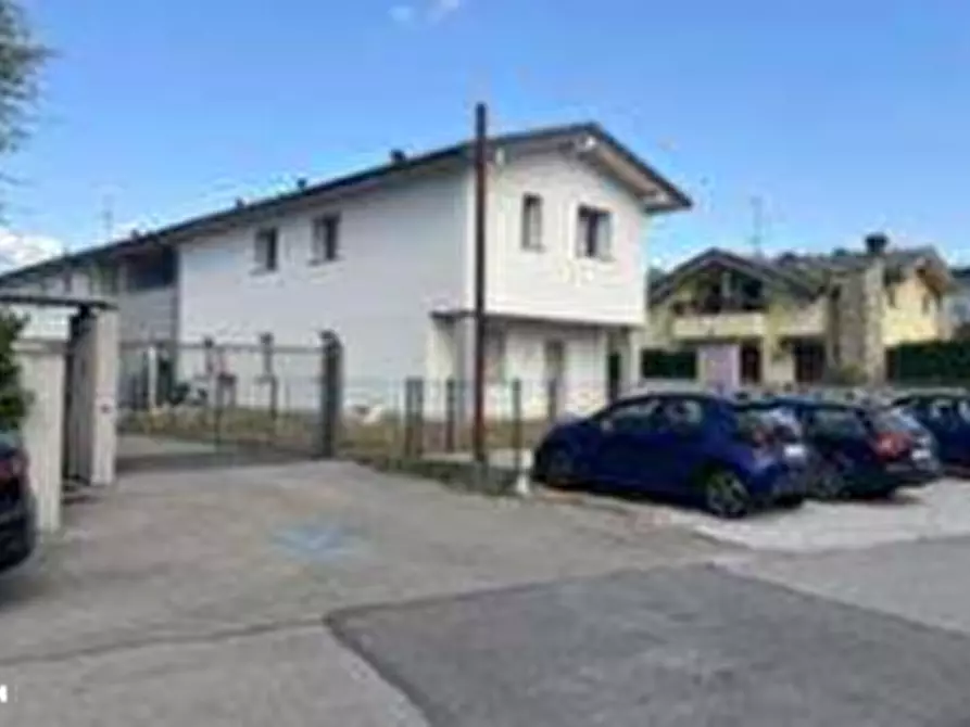 Immagine 3 di Garage in vendita  in Via Cappelletta a Sulbiate