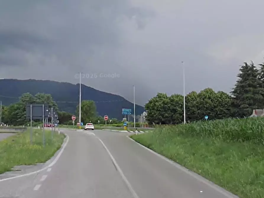 Immagine 9 di Magazzino in vendita  in Via Feltrina a Pederobba