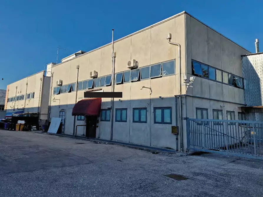 Immagine 6 di Magazzino in vendita  in Via Feltrina a Pederobba