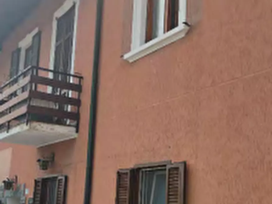 Immagine 9 di Appartamento in vendita  in Vicolo Castello a Cocquio-Trevisago