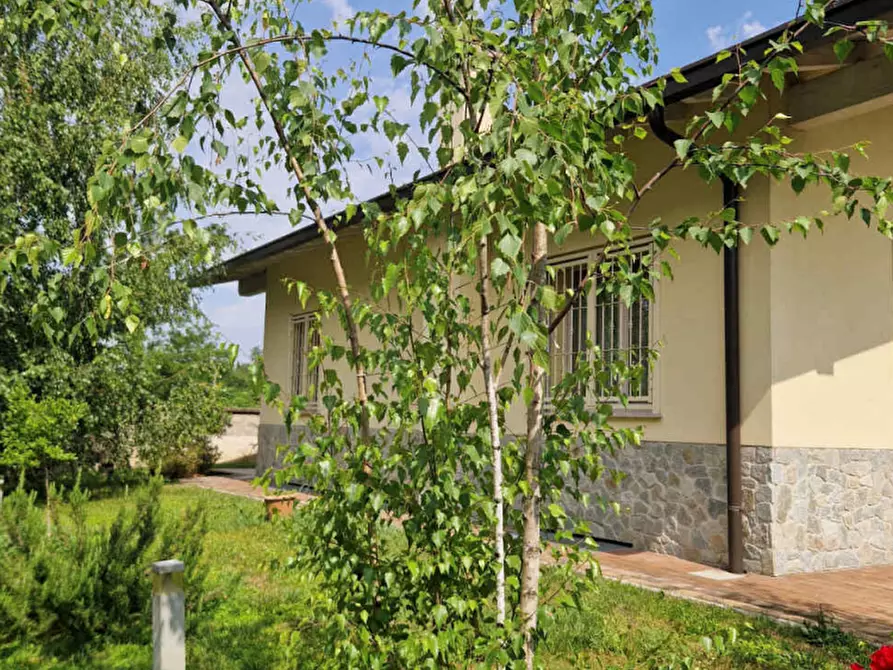 Immagine 5 di Villa in vendita  in Via Londra a Senago