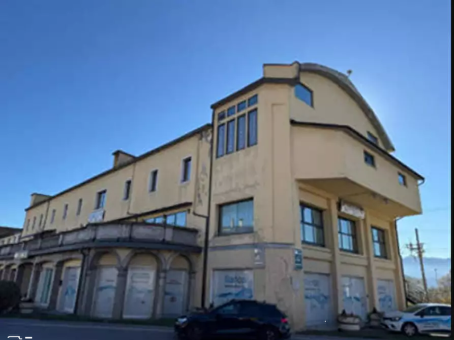 Immagine 5 di Hotel in vendita  in Piazza Martiri a Sedico