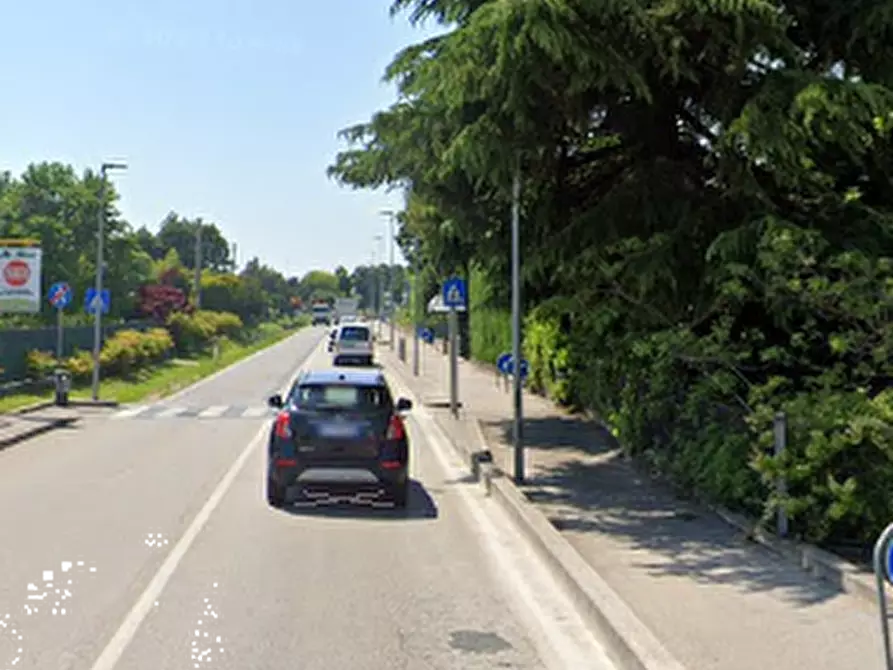 Immagine 9 di Casa indipendente in vendita  in Via Castellana a Paese