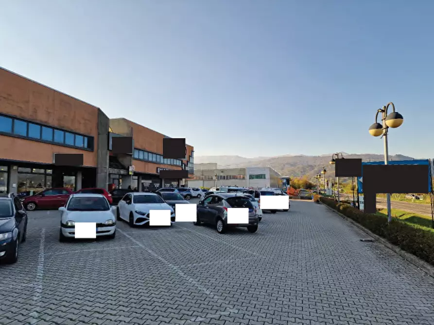 Immagine 6 di Negozio in vendita  in Via Feltrina a Pederobba