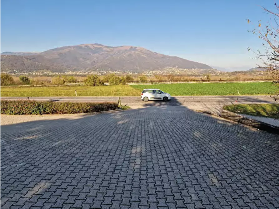 Immagine 3 di Capannone industriale in vendita  in Via Feltrina a Pederobba