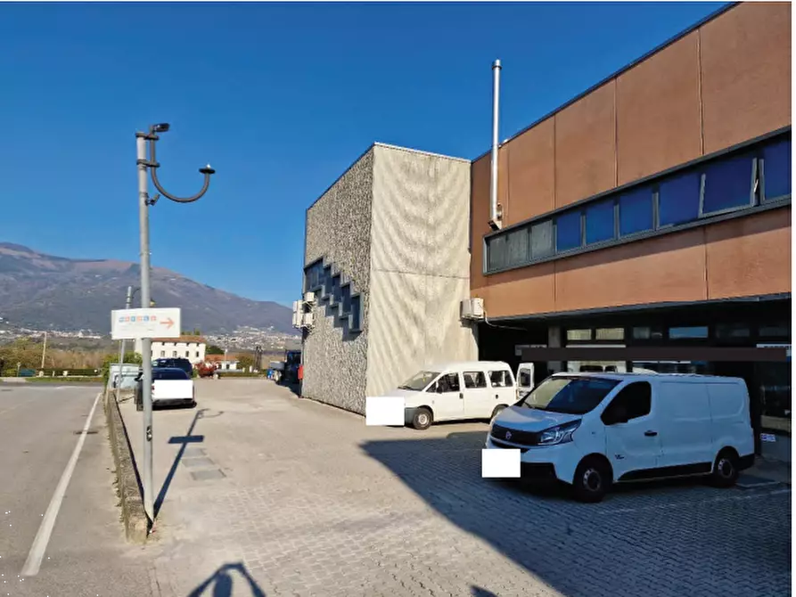 Immagine 8 di Capannone industriale in vendita  in Via Feltrina a Pederobba