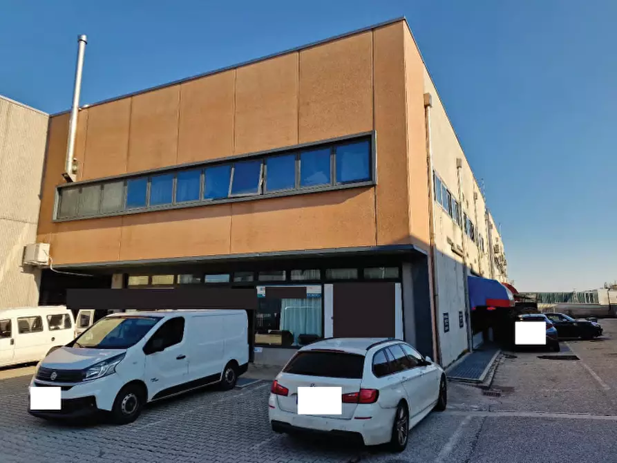 Immagine 9 di Capannone industriale in vendita  in Via Feltrina a Pederobba