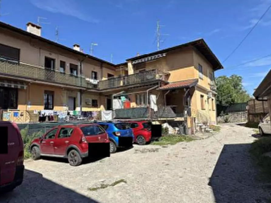 Immagine 3 di Appartamento in vendita  in Via Garibaldi  a Arsago Seprio