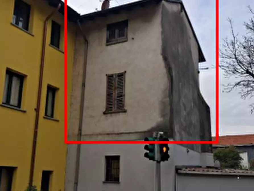 Immagine 1 di Appartamento in vendita  in Via Adelaide Ristori a Gallarate
