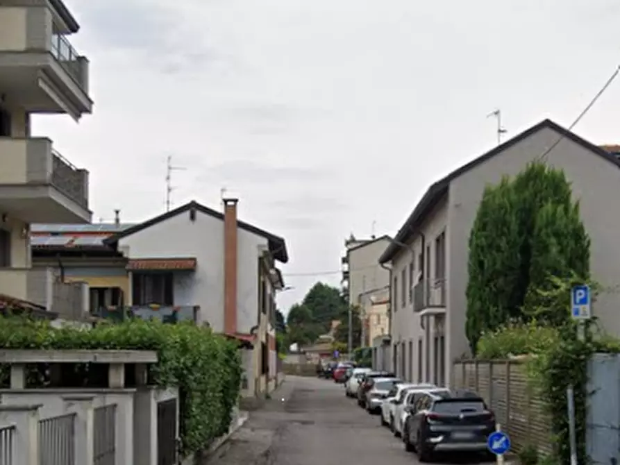 Immagine 20 di Appartamento in vendita  in Via San Martino a Seveso