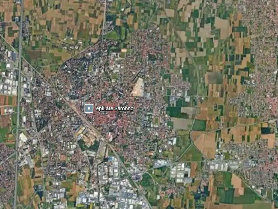 Immagine 2 di Negozio in vendita  in Via Ramazzotti a Saronno