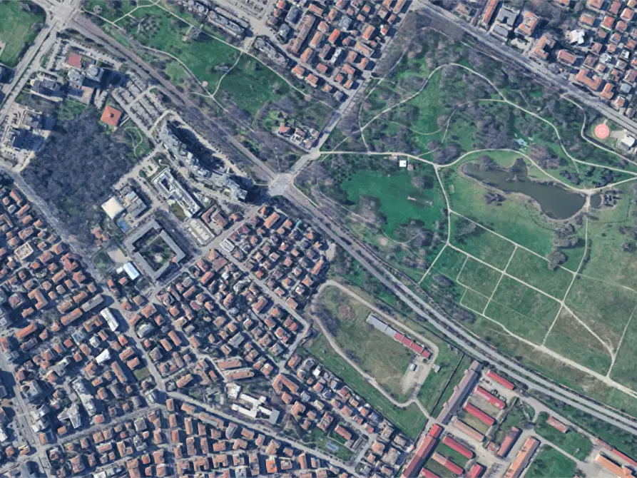 Immagine 8 di Garage in vendita  in Strada San Faustino a Modena