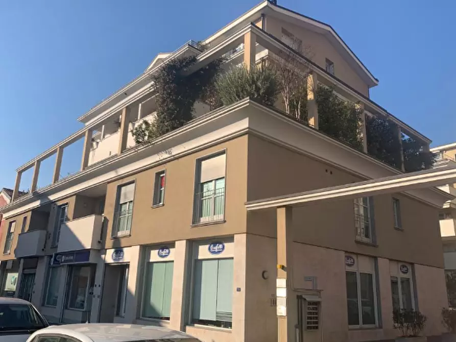Immagine 2 di Appartamento in vendita  in Via Odescalchi a Seregno