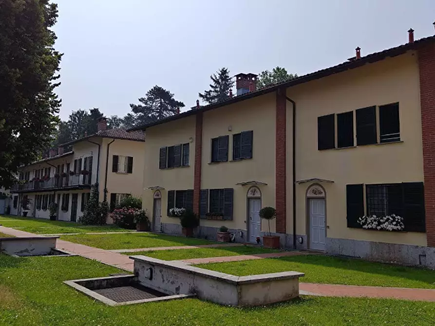 Immagine 1 di Villetta a schiera in vendita  in Via Molino Sesto Giovane a Villasanta