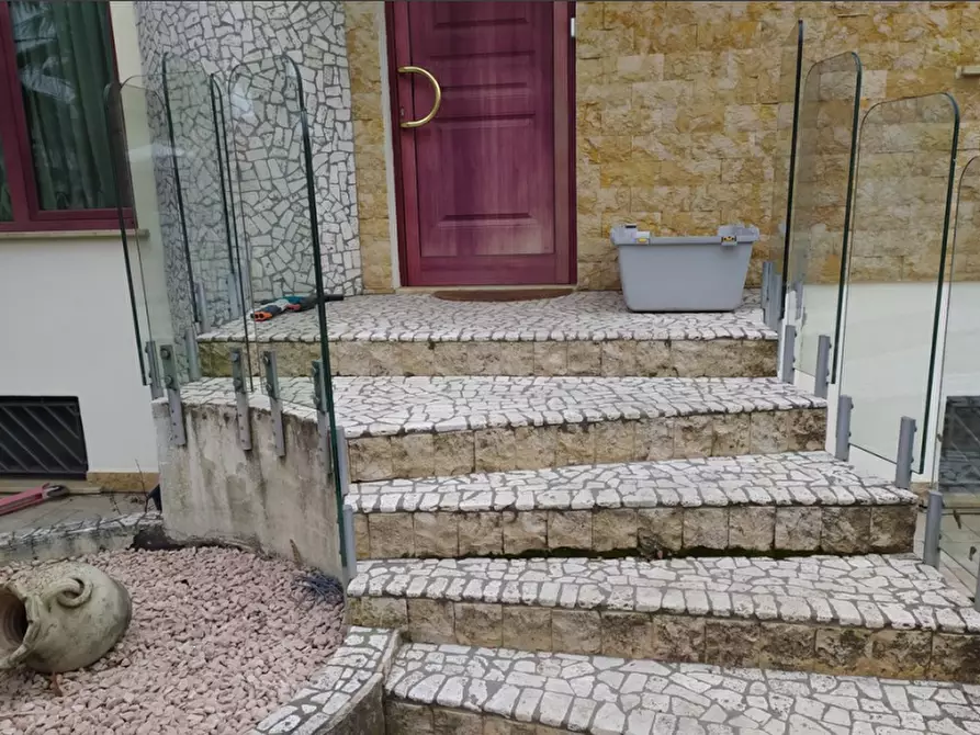Immagine 5 di Casa indipendente in vendita  in Via Milano a Cairate