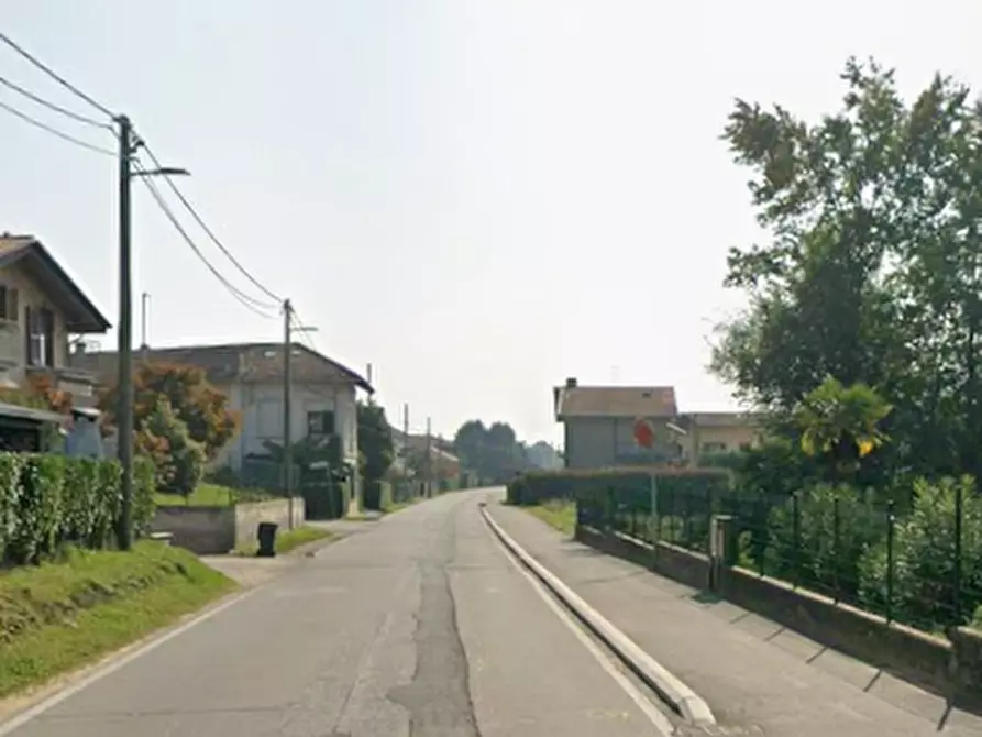 Immagine 22 di Casa indipendente in vendita  in Via Milano a Cairate