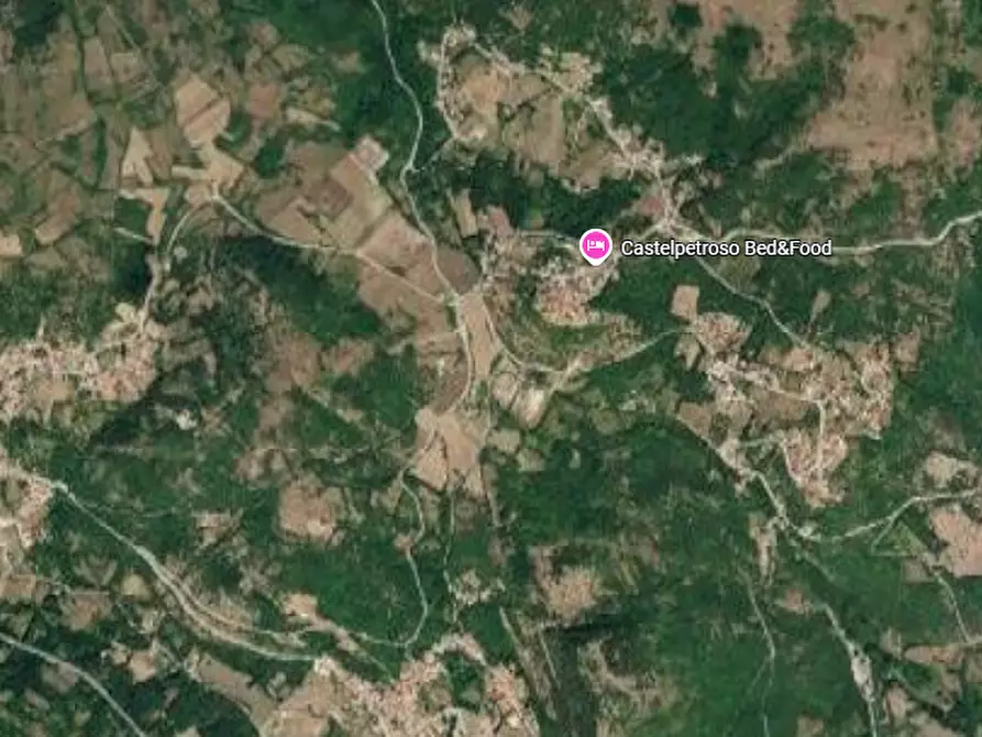 Immagine 2 di Posto auto in vendita  in Località Castelpetroso a Castelpetroso