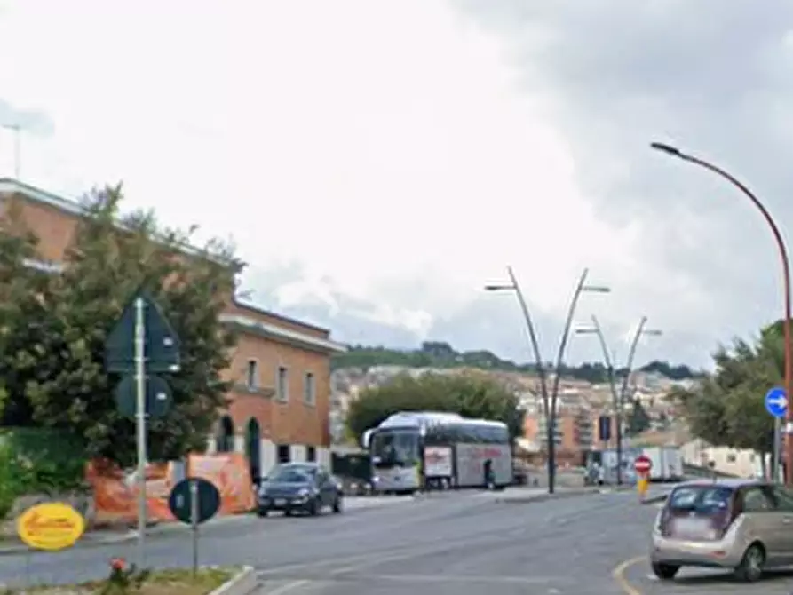 Immagine 14 di Ufficio in vendita  in Via Umberto I a Campobasso