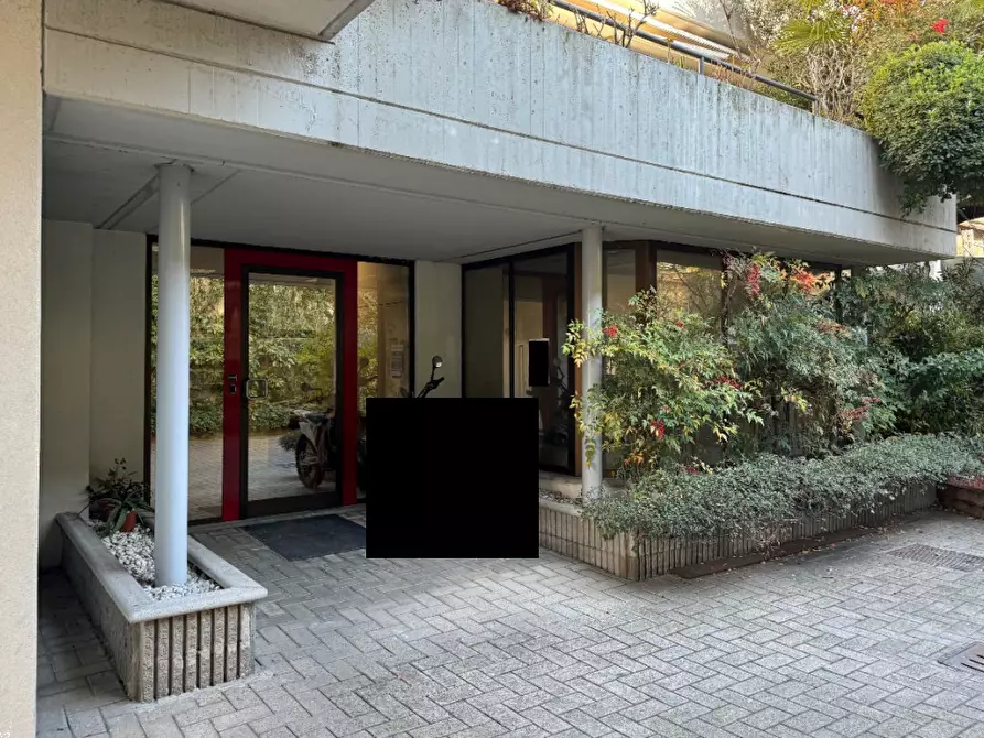 Immagine 2 di Appartamento in vendita  in Via Vincenzo Bellini  a Busto Arsizio