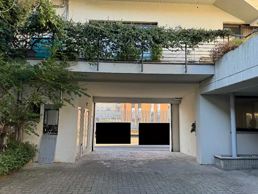 Immagine 4 di Appartamento in vendita  in Via Vincenzo Bellini  a Busto Arsizio