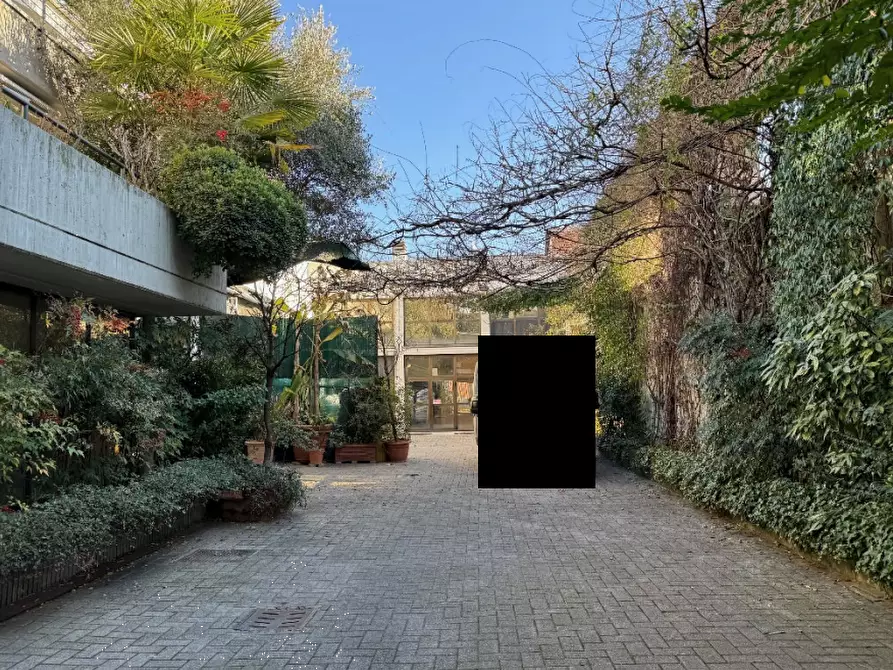 Immagine 5 di Appartamento in vendita  in Via Vincenzo Bellini  a Busto Arsizio