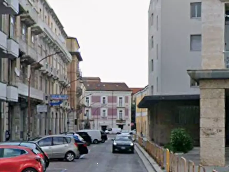 Immagine 4 di Garage in vendita  in Via Umberto I a Campobasso