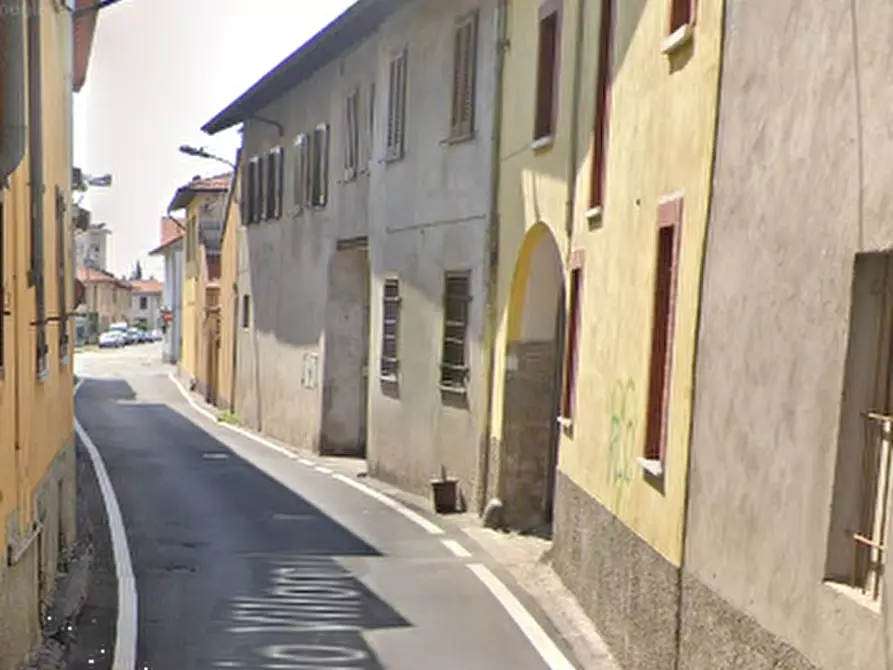 Immagine 11 di Appartamento in vendita  in Via Eugenio Villoresi  a Somma Lombardo