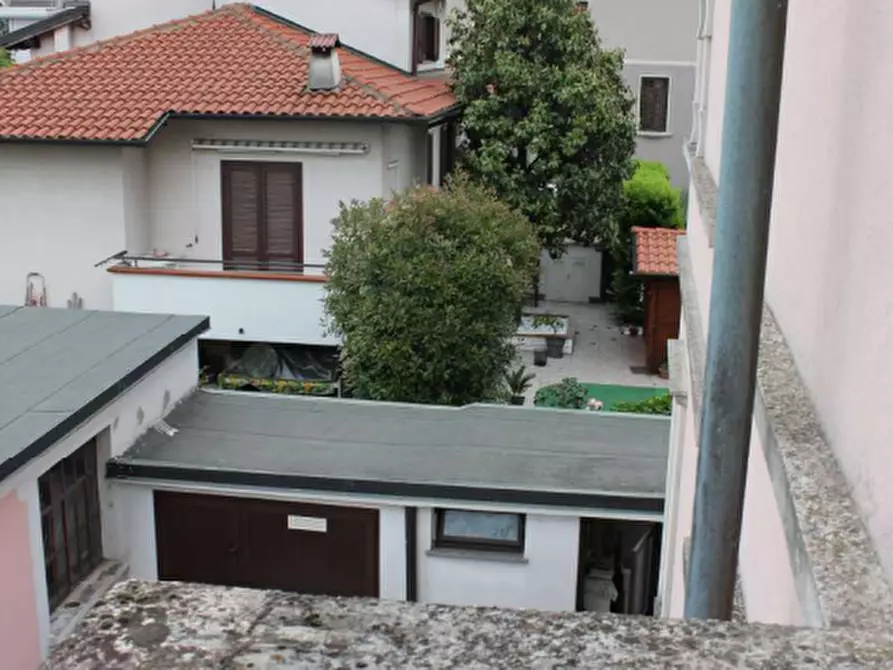 Immagine 7 di Villa in vendita  in Via della Liberazione a Gallarate