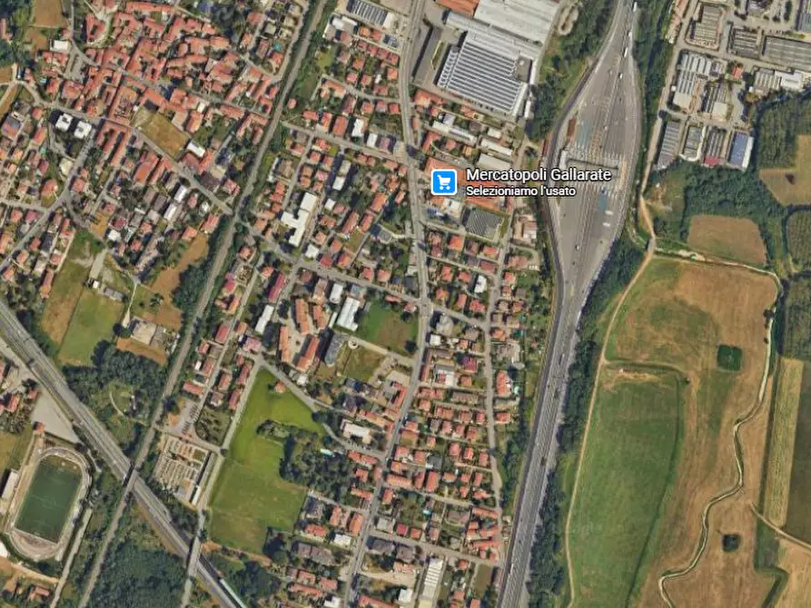 Immagine 21 di Villa in vendita  in Via della Liberazione a Gallarate