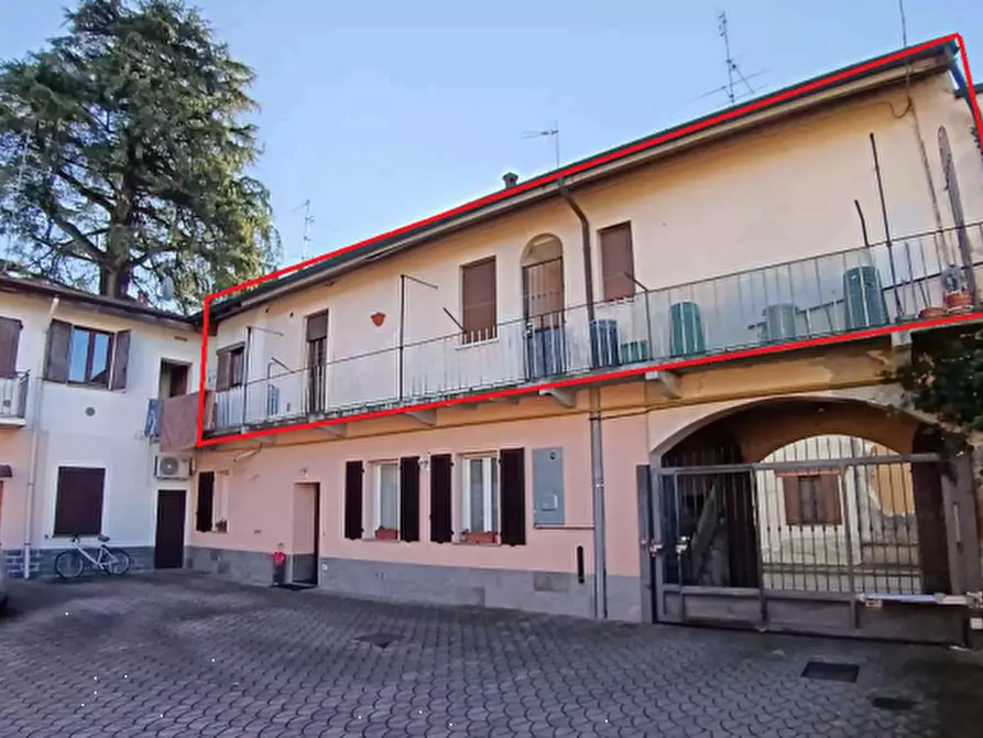 Immagine 1 di Appartamento in vendita  in Via Palestro a Busto Arsizio