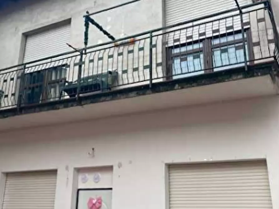 Immagine 1 di Appartamento in vendita  in Via Scaletta a Vergiate