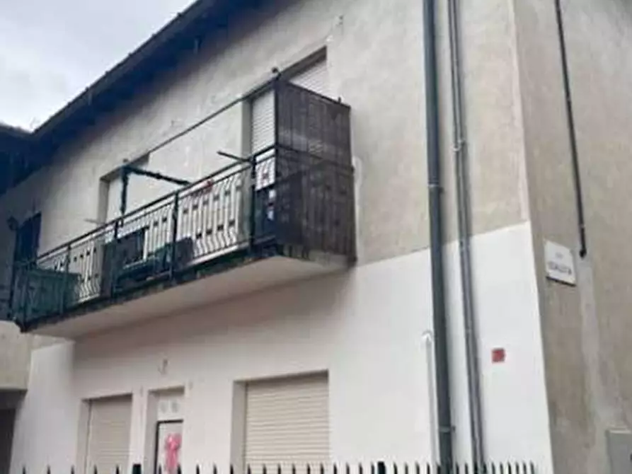Immagine 4 di Appartamento in vendita  in Via Scaletta a Vergiate