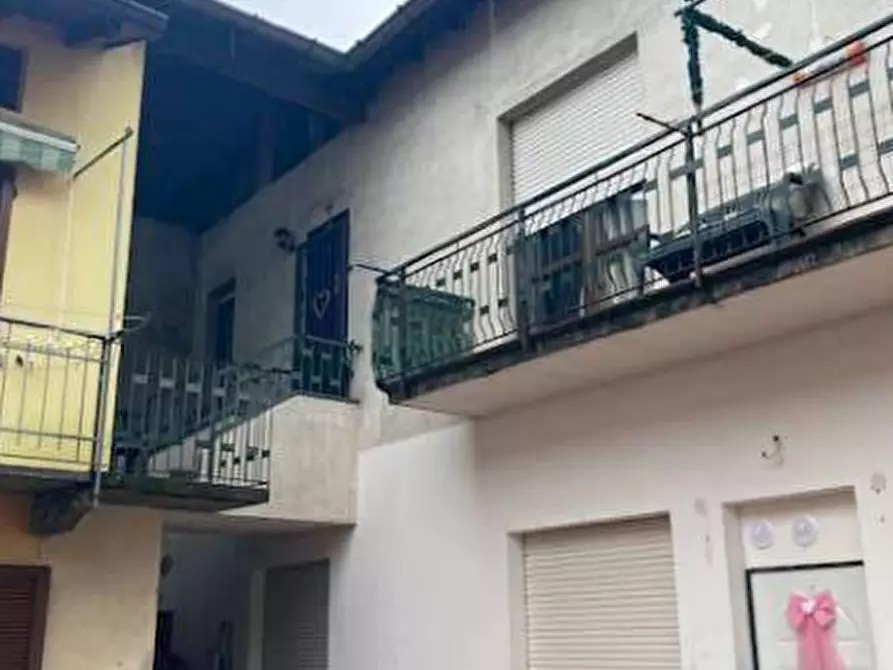 Immagine 5 di Appartamento in vendita  in Via Scaletta a Vergiate