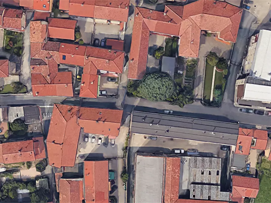 Immagine 11 di Appartamento in vendita  in Via Scaletta a Vergiate