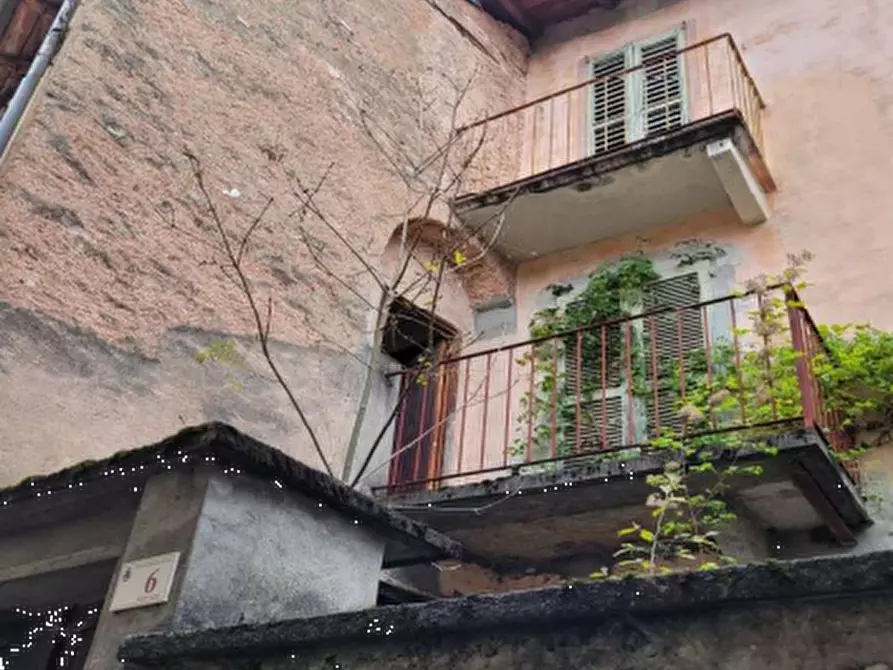 Immagine 5 di Porzione di casa in vendita  in Vicolo Carate  a Grandola Ed Uniti