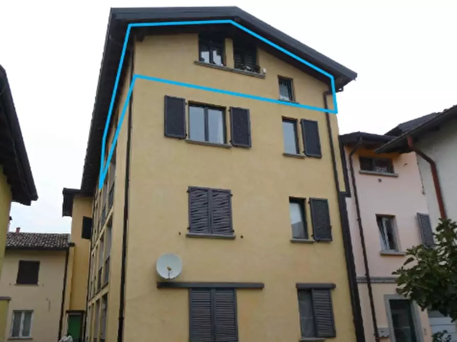 Immagine 3 di Appartamento in vendita  in Via San Vigilio a Calco