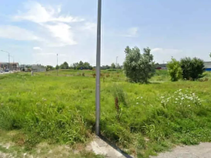 Immagine 1 di Terreno edificabile in vendita  in Viale Europa a Suzzara