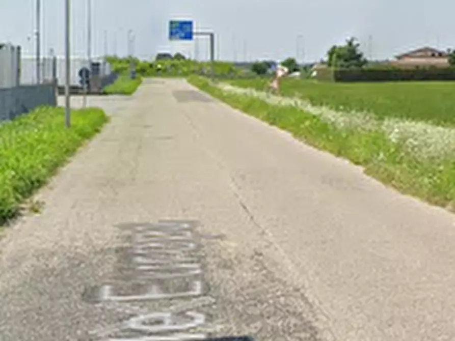 Immagine 5 di Terreno edificabile in vendita  in Viale Europa a Suzzara