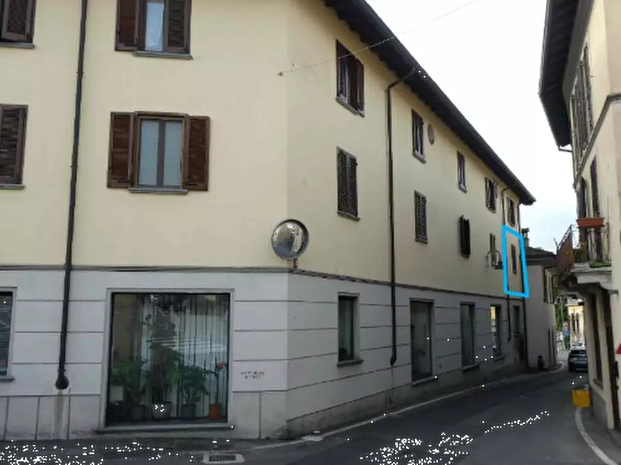 Immagine 4 di Appartamento in vendita  in Piazza de Capitani a Monticello Brianza