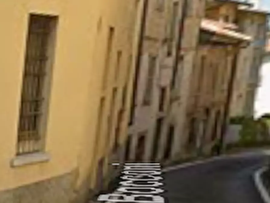 Immagine 12 di Appartamento in vendita  in Piazza de Capitani a Monticello Brianza