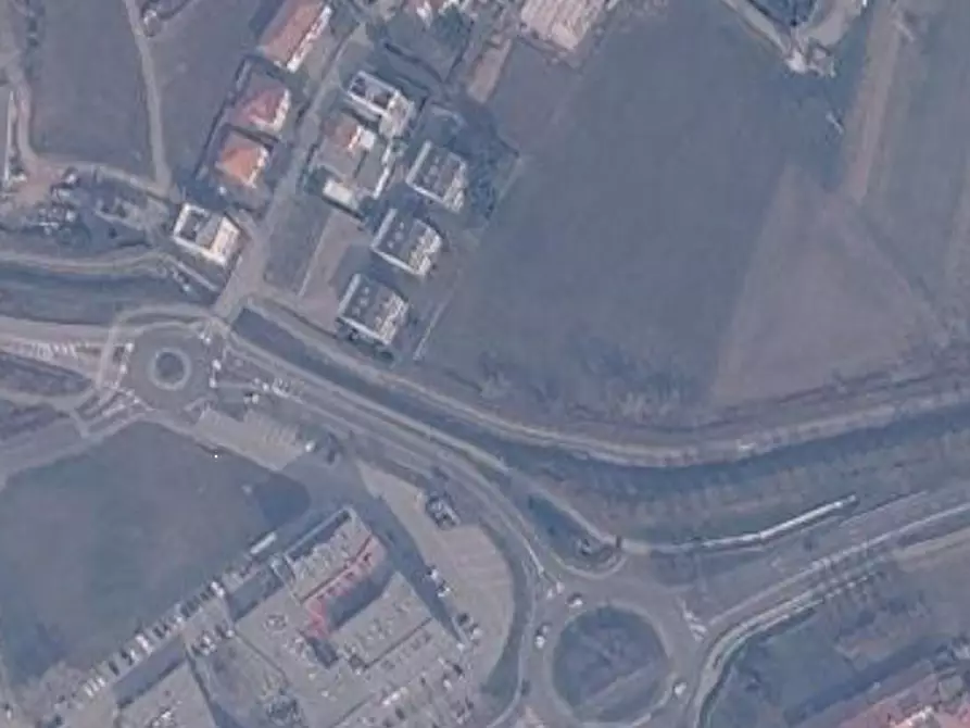 Immagine 5 di Negozio in vendita  in Viale Roma  a Schio