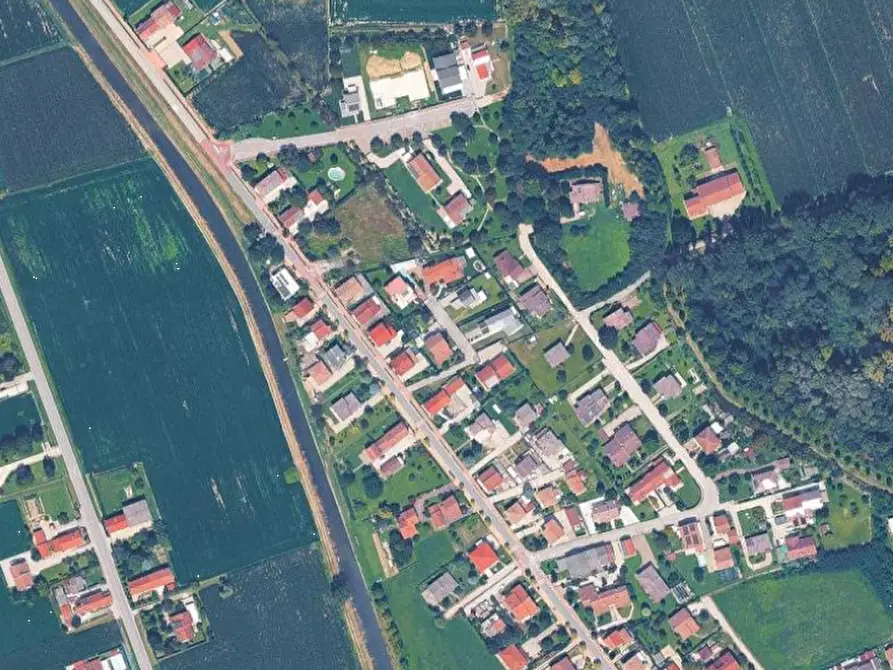 Immagine 3 di Terreno edificabile in vendita  in Via Garibaldi a Piazzola Sul Brenta